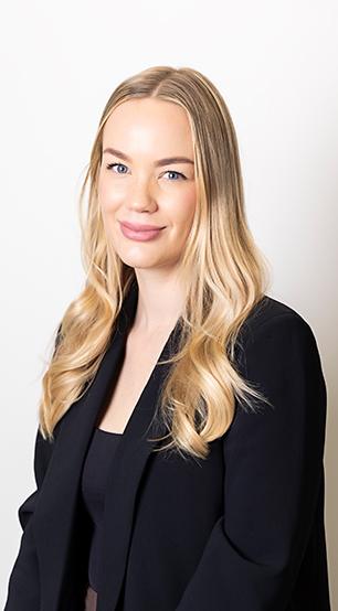 Dr. Jordan Dunlop | Southdale Square Dental Centre | Family and General Dentist Winnipeg MB