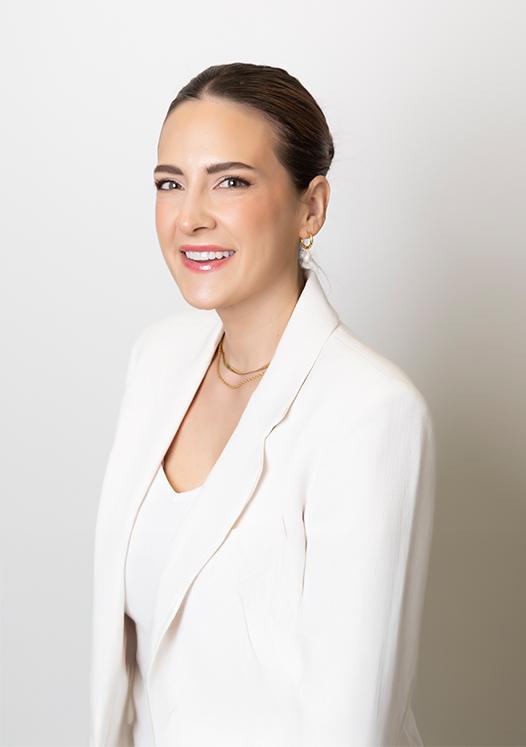 dr-chelsea-currie-general-dentist-southdale-square-dental-centre-family-and-general-dentist-winnipeg-manitoba Dr Chelsea Currie | Southdale Square Dental Centre | Family and General Dentist Winnipeg MB